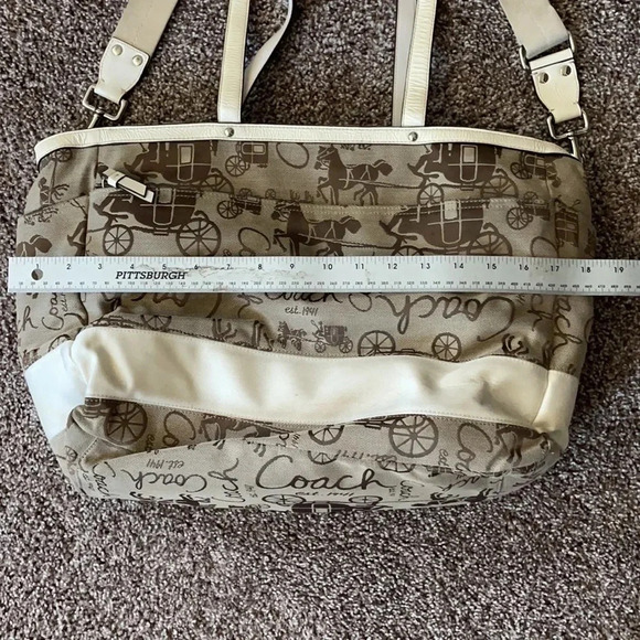 Signature a coach Briefcase Babybag - Picture 7 of 9